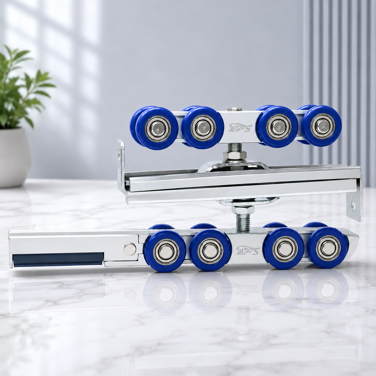 Mont-4 & 8 Whele Roller For C- Channel image 2
